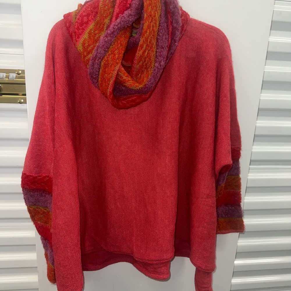100% baby alpaca Cozy Red Hooded Sweater